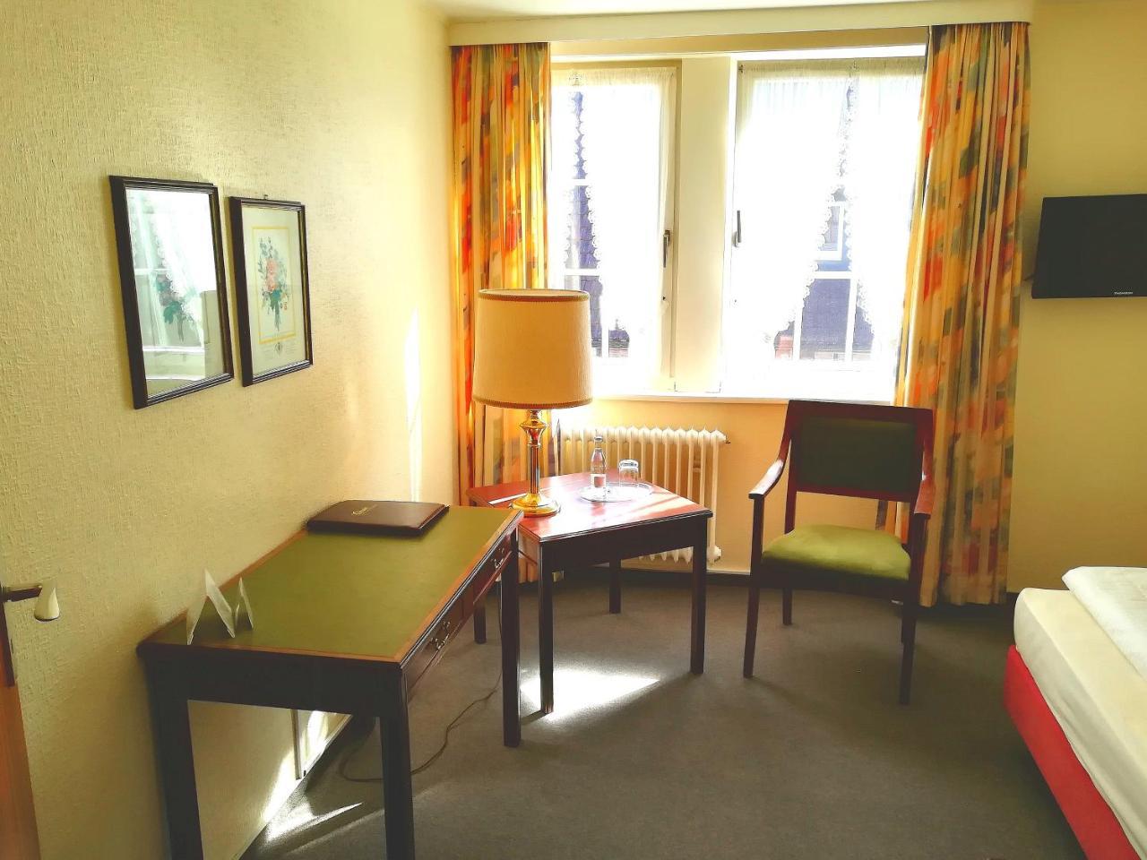 Hotel Krohwinkel ヒットフェルト エクステリア 写真
